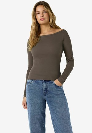 Noisy May TOP NMMAYA BOATNECK - T-shirt à manches longues - chocolate brown