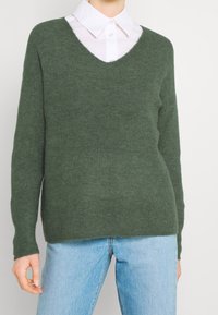 Vero Moda Pullover - mottled green