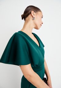 WAL G PETITE WEDDING BETTY WRAP - Ολόσωμη φόρμα - forest green