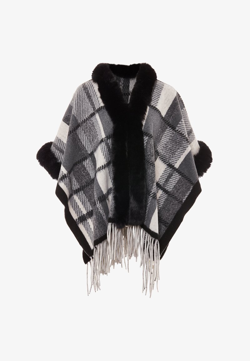 Poncho a quadrati bianco e nero con rifiniture in pelliccia sintetica, bordi frangiati e una texture morbida. Presenta un design con colletto a scialle.