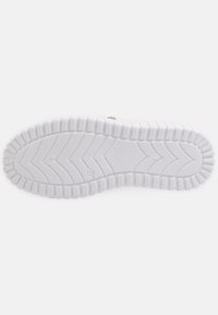 Semelle en caoutchouc blanc avec un motif de semelle en zigzag, texture lisse et bords arrondis. Petit logo de la marque près du côté extérieur.