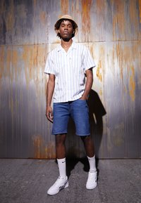 501® ORIGINAL - DENIM SHORT - Shorts di jeans - bleu eyes break