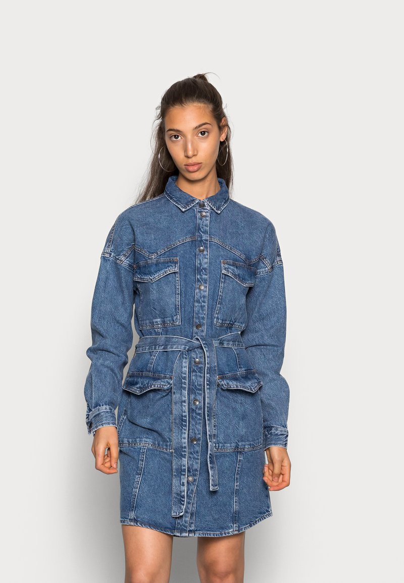 Noisy May LAURA WESTERN DRESS - Vestido de ganga - medium blue denim