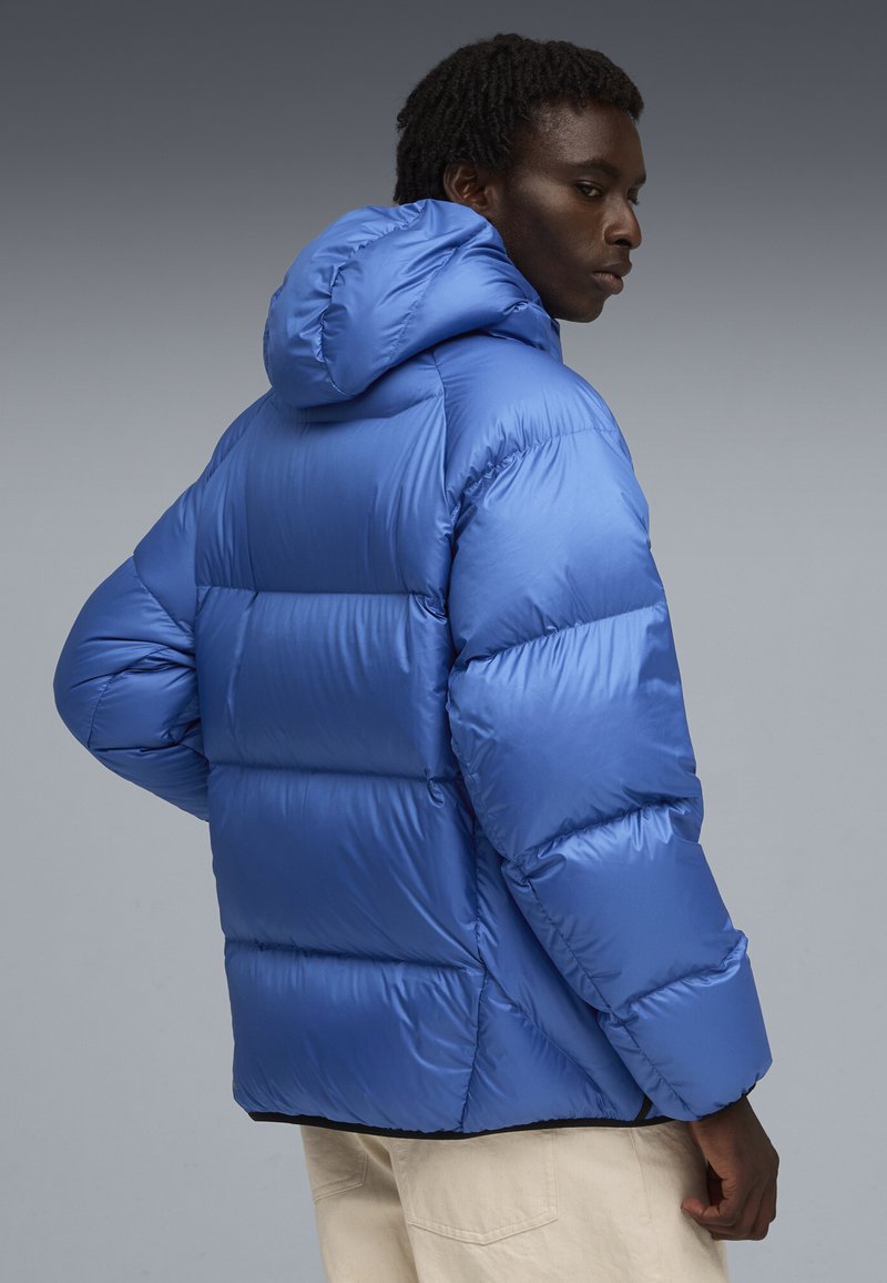 Puma PUFFER MIT KAPUZE - Bunda z prachového peří - mountain blue