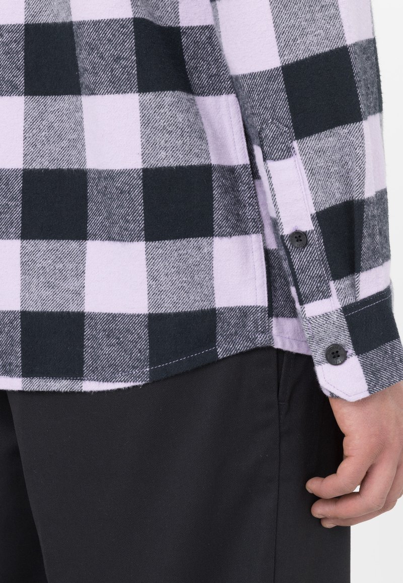 Camicia Uomo Dickies New Sacramento | Maniche Lunghe Rosa Viola | Tasche Sul Petto