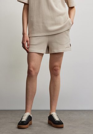 Pegador LINARES LIGHT - Shorts - washed cream