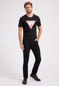 Guess ORIGINAL LOGO TEE - Tricou cu imprimeu - jet black