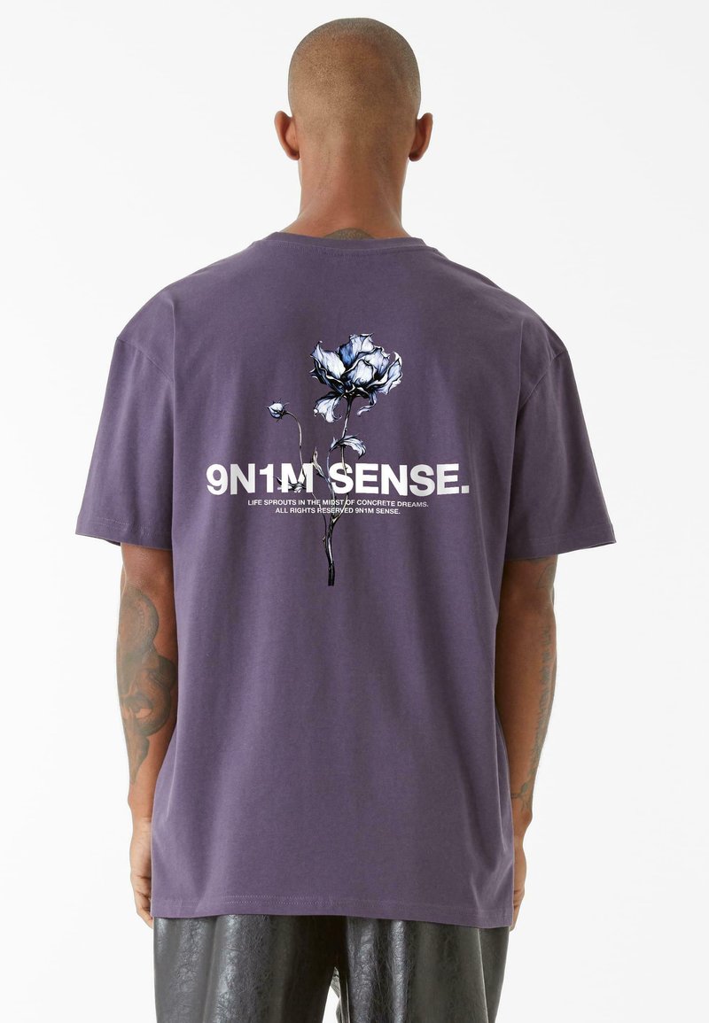 9N1M SENSE FLOWER TEE - Marškinėliai su spaudiniu - purplenight
