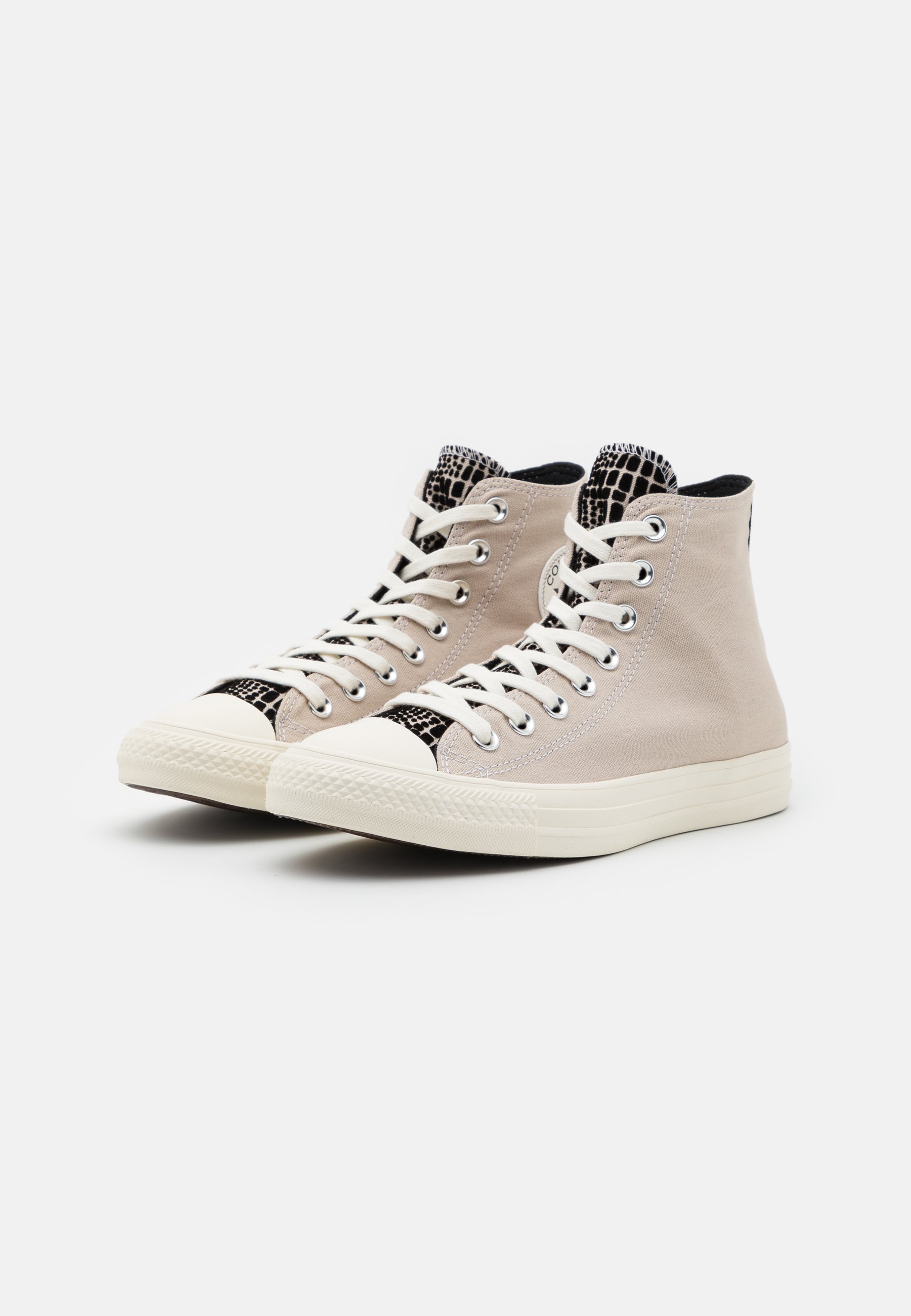 converse chuck taylor crantée
