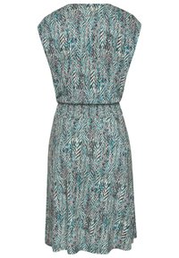 Ziedu raksta kleita no viegla auduma, ar kapuci, elastīgu jostu un plati svārki. Galvenokārt tirkīza, rozā un melnā krāsā.