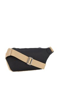 Borsa in rete nera con tracolla regolabile beige e fibbia argento, chiusura con cerniera e finiture in tessuto beige sui bordi.