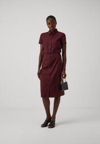 Patrizia Pepe ABITO DRESS - Paitamekko - dark plum