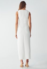 BWLDR KIMI - Trikoomekko - white