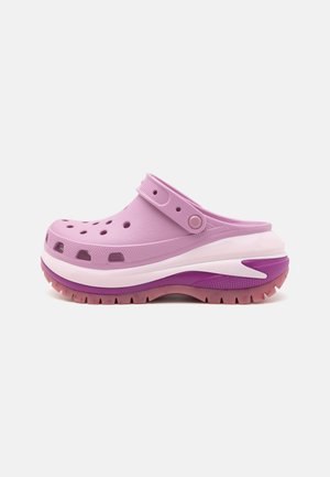 Crocs MEGA CRUSH UNISEX - Sabots - hydrangea