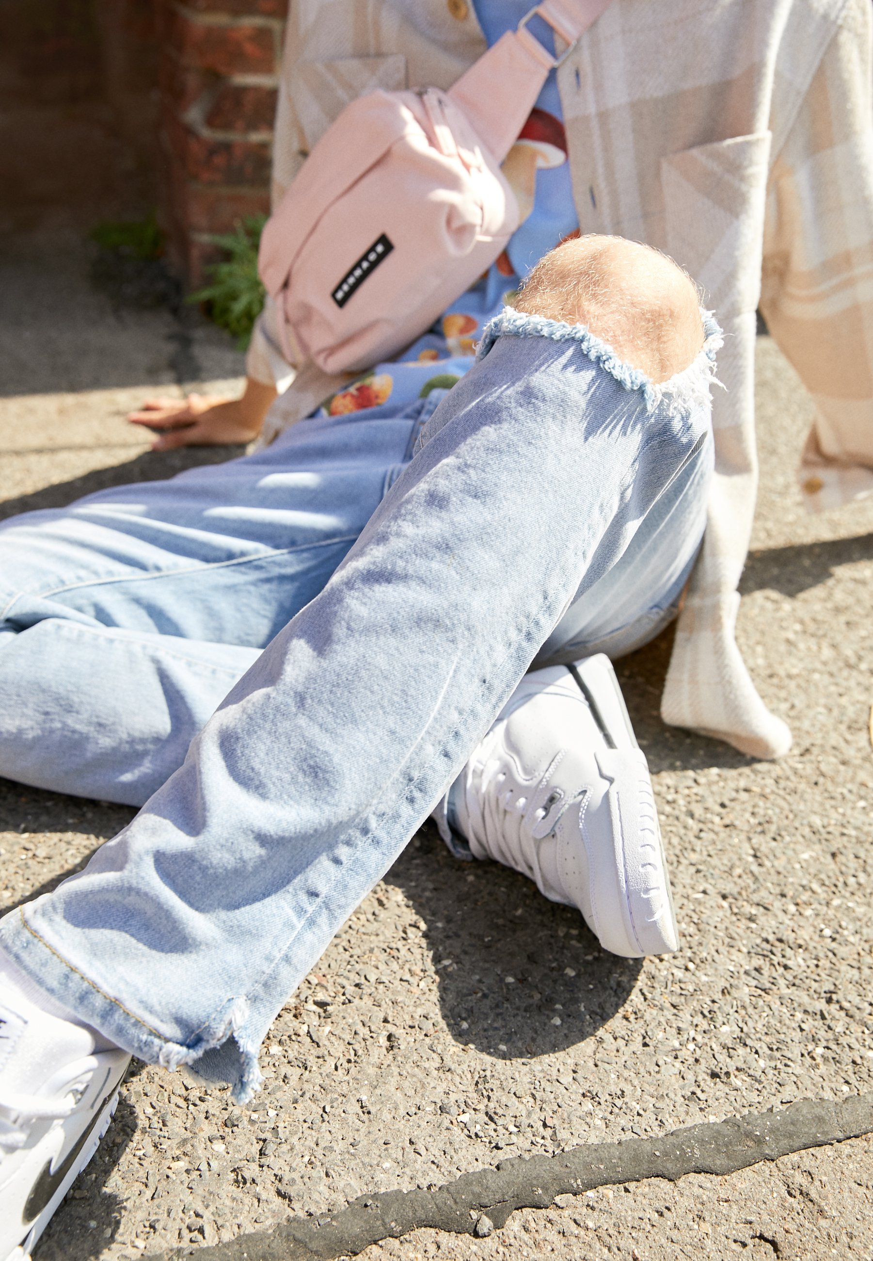 Pegador PURRAL DISTRESSED ANKLE - Straight leg jeans - light  blue/light-blue denim - Zalando.co.uk