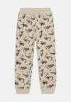 NMMVIMO REG PANT - Spodnji deli trenirk - sand