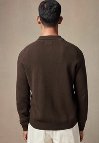 Next BUTTON THROUGH - REGULAR FIT - Kardigan - brown