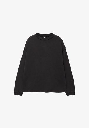 Black long-sleeve sweatshirt made of soft cotton. Features a round neckline, drop shoulders, and ribbed cuffs and hem. Smooth texture.