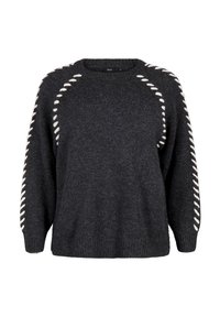 Dunkelgrauer Strickpullover mit weißen geflochtenen Details an den Raglanärmeln und Schultern, gerippten Bündchen und Saum sowie Rundhalsausschnitt.