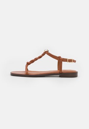 Sandalias - tan