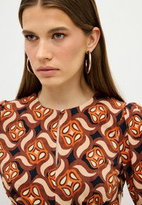 adL GATHERED PRINTED  - Freizeitkleid - printed cinnamon