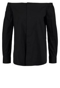 Svart off-shoulder-blus med långa ärmar, tillverkad av slätt tyg. Har resår i halsringningen och en central knappstängning.