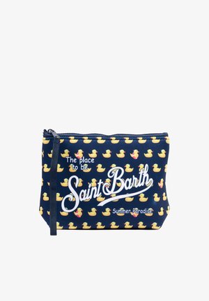 Pochette marine zippée avec motif répété de canards en caoutchouc jaunes et texte blanc "The place to be Saint Barth Summer Paradise."