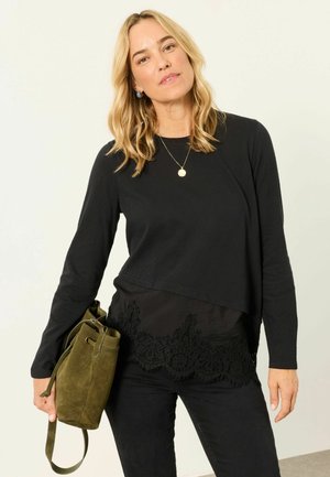 FatFace, LACE TRIM T-SHIRT - Blouse - black