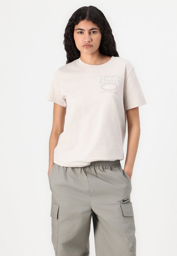 CLUB TEE - Print T-shirt4