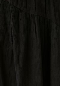 Bershka Denní šaty - black