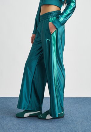 FUTURE ARCHIVE - Παντελόνι φόρμας - emerald ice
