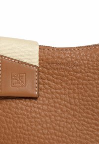 Le Tanneur Marsupio - brown