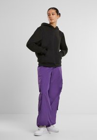 Urban Classics LOOSE BRUSHED - Jersey con capucha - black