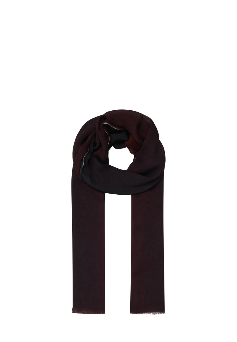 Écharpe bordeaux au toucher doux, affichant un design uni et des extrémités à franges. La doublure intérieure est noire, contrastant avec la couleur extérieure.