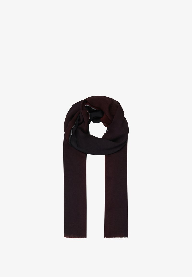 Écharpe bordeaux au toucher doux, affichant un design uni et des extrémités à franges. La doublure intérieure est noire, contrastant avec la couleur extérieure.