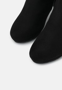 Anna Field Zābaki pāri celim - black