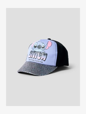 Casquette de baseball avec visière pailletée, arrière noire, et panneau avant présentant le personnage de dessin animé Stitch avec le texte : « STITCH, sois sage, sois heureux, sois original, sois toi-même. »