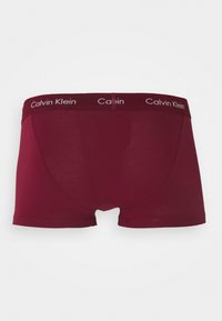 Calvin Klein Underwear LOW RISE TRUNK STRETCH 3 PACK - Cuecas boxer - wave light red/pewter/winterberry