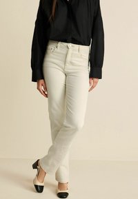 Next TALL - Džíny Slim Fit - stone cream