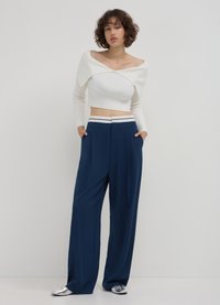 Calliope CON PINCES - Pantaloni - blu