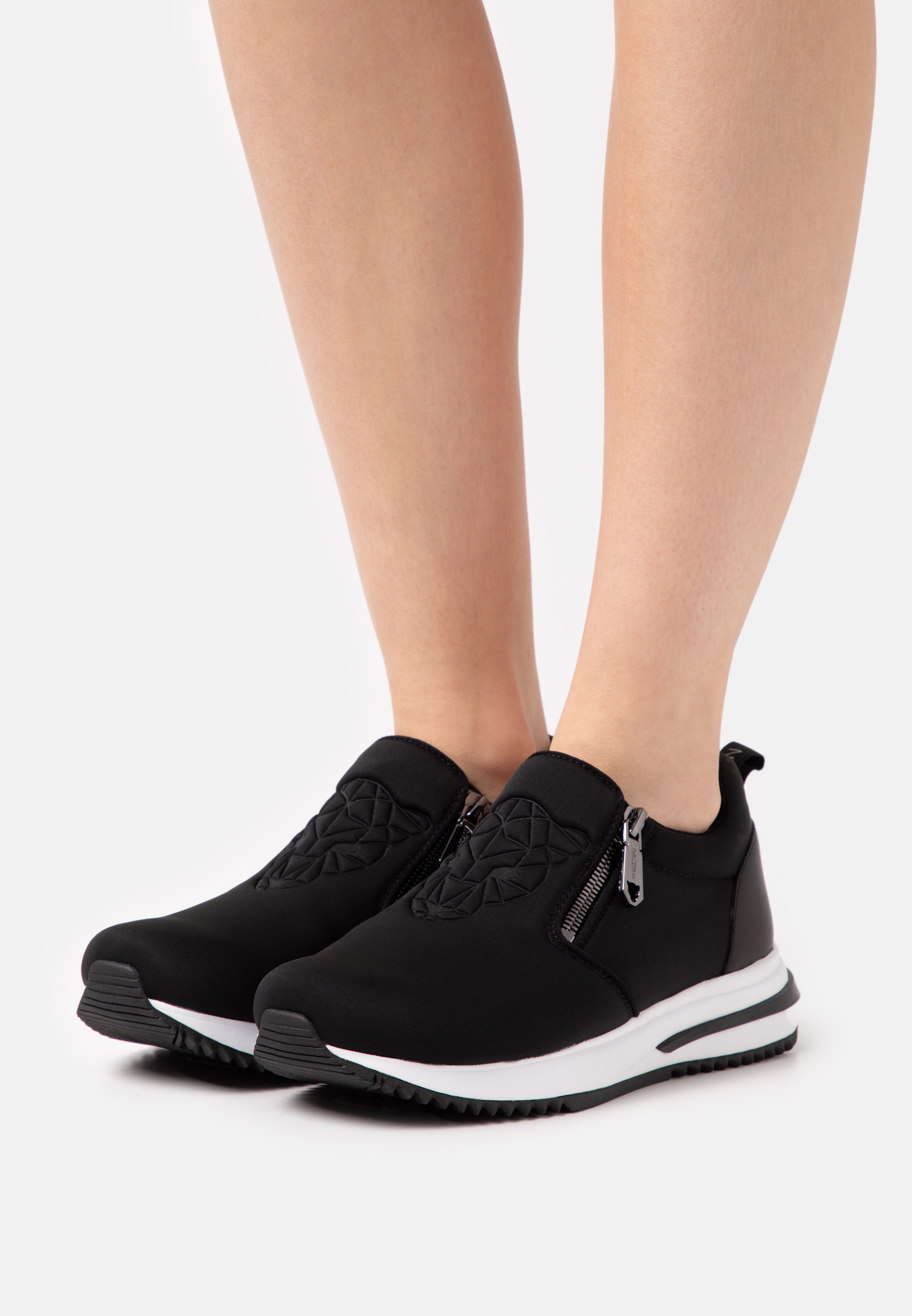 MARC CAIN Mid Top Shoes Chaussures de gymnastique confortables pour femmes  avec fermeture éclair sur le