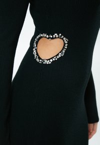 INFLUENCER CUT-OUT - Strikkjoler - black