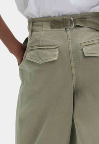 Marks & Spencer RICH SLOUCHY WIDE  - Tygbyxor - sable