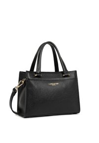 Borsa a tracolla in pelle nera con una finitura testurizzata, dettagli in metallo dorato, manici superiori doppi e una tracolla rimovibile.