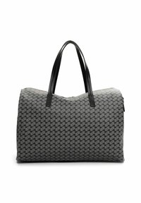 Sac de voyage gris avec un motif géométrique texturé, poignées en cuir noir et fermeture éclair. Finition lisse et design spacieux pour le rangement.