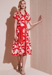 LELA REGULAR FIT - Kreklkleita - ecru red