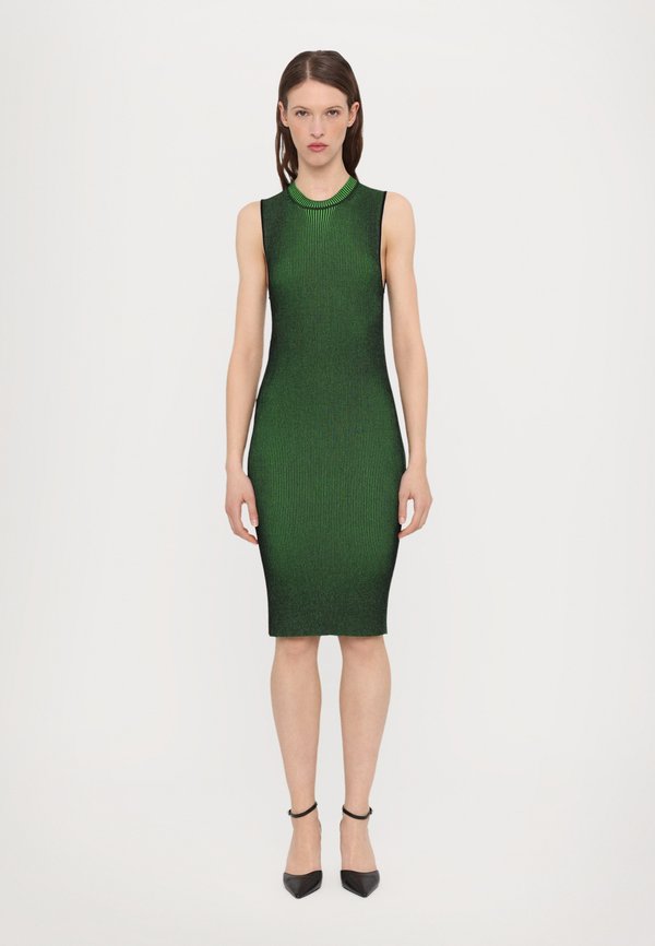 SUMMER PARTY - Strickkleid