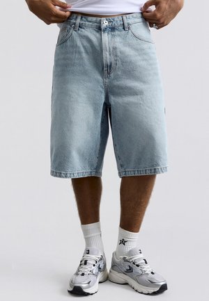 Bershka Kratke hlače od trapera - light blue