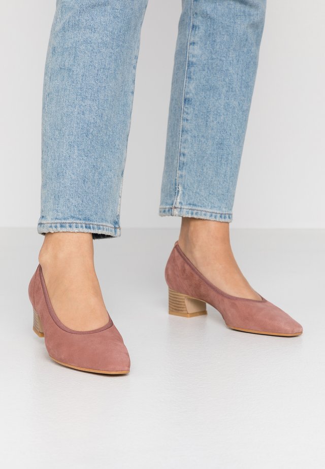 Pumps - blush