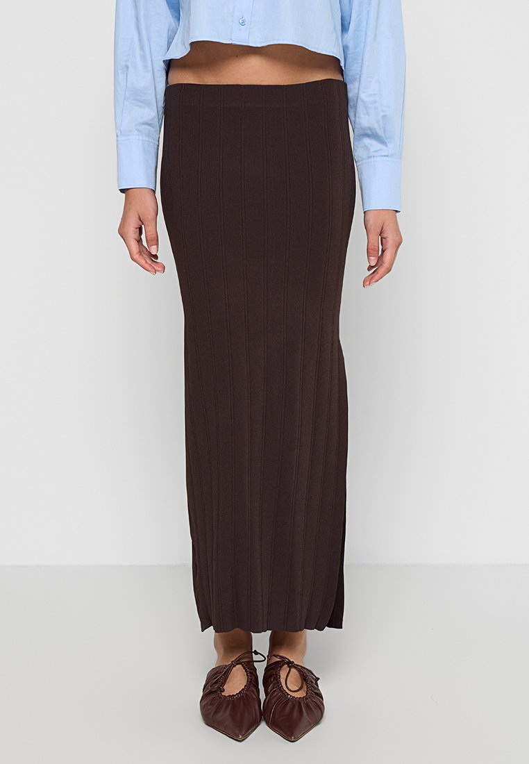 REMAIN Kokerrok donkerbruin